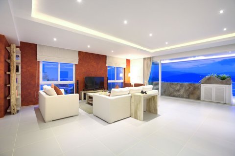 Apartamento de 3 dormitorios en Ko Samui, Tailandia № 148600 - foto 6