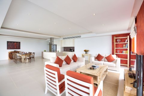 Apartamento de 3 dormitorios en Ko Samui, Tailandia № 148600 - foto 12