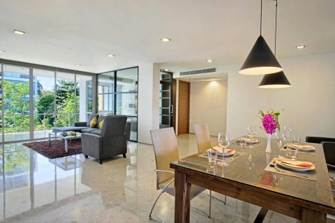 Condominio de 3 dormitorios en Bangkok, Tailandia № 220603