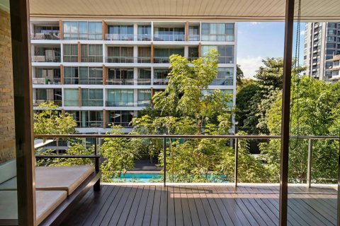 Condo in Bangkok, Thailand, 3 bedrooms № 220603 - photo 6