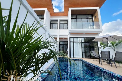 Chalet de 3 dormitorios en Kamala, Tailandia № 179331 - foto 7