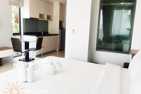 Condo in Rawai, Thailand, 1 bedroom № 179329 - photo 5