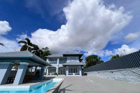 Villa in Pattaya, Thailand 5 bedrooms № 233373 - photo 19
