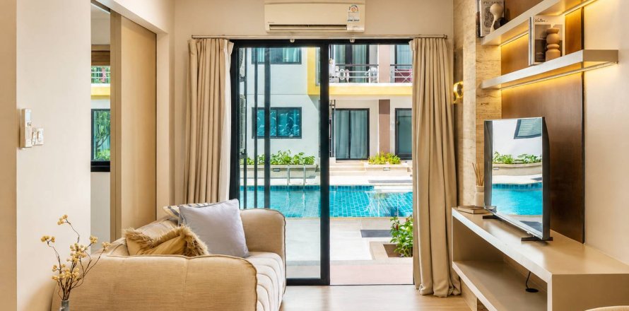 Apartment in Pattaya, Thailand 2 rooms № 214109