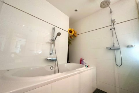 Eigentumswohnung in Bangkok, Thailand, 2 Schlafzimmer № 116927 - Foto 14