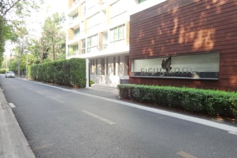Condominio de 3 dormitorios en Bangkok, Tailandia № 181058 - foto 29