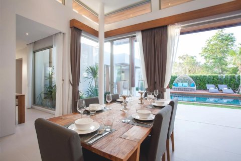 Casa de 4 dormitorios en Phuket, Tailandia № 181057 - foto 7