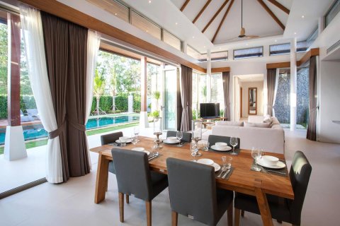 Casa de 4 dormitorios en Phuket, Tailandia № 181057 - foto 6