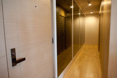 Condominio de 3 dormitorios en Bangkok, Tailandia № 181055 - foto 8
