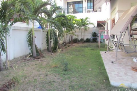 Casa de 3 dormitorios en Pattaya, Tailandia № 47432 - foto 30