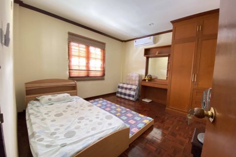 Casa de 3 dormitorios en Pattaya, Tailandia № 22259 - foto 18