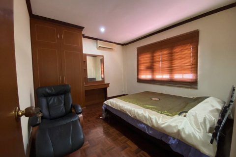 Casa de 3 dormitorios en Pattaya, Tailandia № 22259 - foto 17
