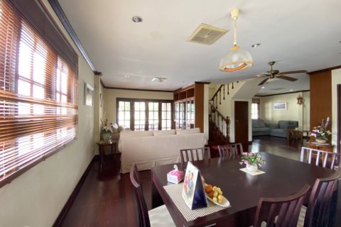 Casa de 3 dormitorios en Pattaya, Tailandia № 22259 - foto 3