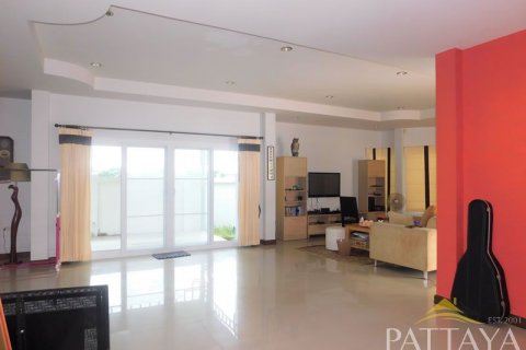 Casa de 2 dormitorios en Pattaya, Tailandia № 47433 - foto 22