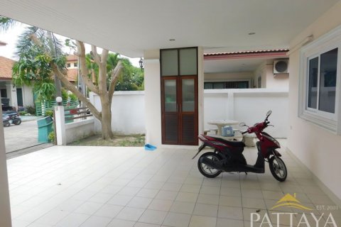 Casa de 2 dormitorios en Pattaya, Tailandia № 47433 - foto 13