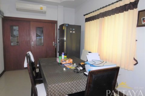 Casa de 2 dormitorios en Pattaya, Tailandia № 47433 - foto 25