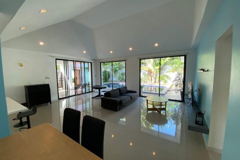 Casa de 3 dormitorios en Pattaya, Tailandia № 47430 - foto 8