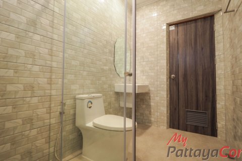 Casa de 3 dormitorios en Bang Lamung, Tailandia № 202289 - foto 25