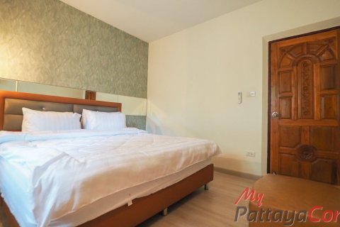 Casa de 3 dormitorios en Bang Lamung, Tailandia № 202289 - foto 21