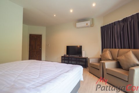 Casa de 3 dormitorios en Bang Lamung, Tailandia № 202289 - foto 29