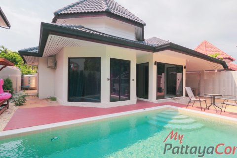 Casa de 3 dormitorios en Bang Lamung, Tailandia № 202289 - foto 2