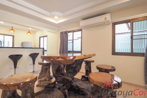 Casa de 3 dormitorios en Bang Lamung, Tailandia № 202289 - foto 17