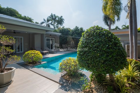 Casa de 3 dormitorios en Bang Lamung, Tailandia № 202286 - foto 4