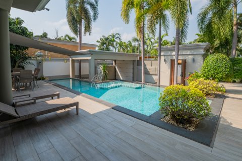 Casa de 3 dormitorios en Bang Lamung, Tailandia № 202286 - foto 5