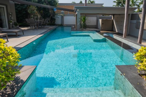 Casa de 3 dormitorios en Bang Lamung, Tailandia № 202286 - foto 14