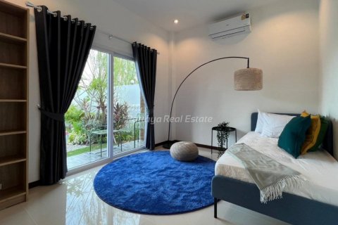 Casa de 3 dormitorios en Bang Lamung, Tailandia № 202287 - foto 8