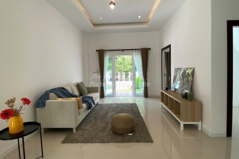 Casa de 3 dormitorios en Bang Lamung, Tailandia № 202287 - foto 5