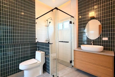 Casa de 3 dormitorios en Bang Lamung, Tailandia № 202285 - foto 18