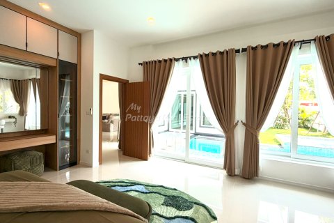 Casa de 3 dormitorios en Bang Lamung, Tailandia № 202285 - foto 20
