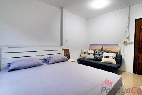 Casa de 3 dormitorios en Pattaya, Tailandia № 202290 - foto 11