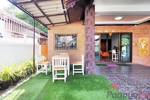 Casa de 3 dormitorios en Pattaya, Tailandia № 202290 - foto 3