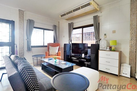 Casa de 3 dormitorios en Pattaya, Tailandia № 202290 - foto 5