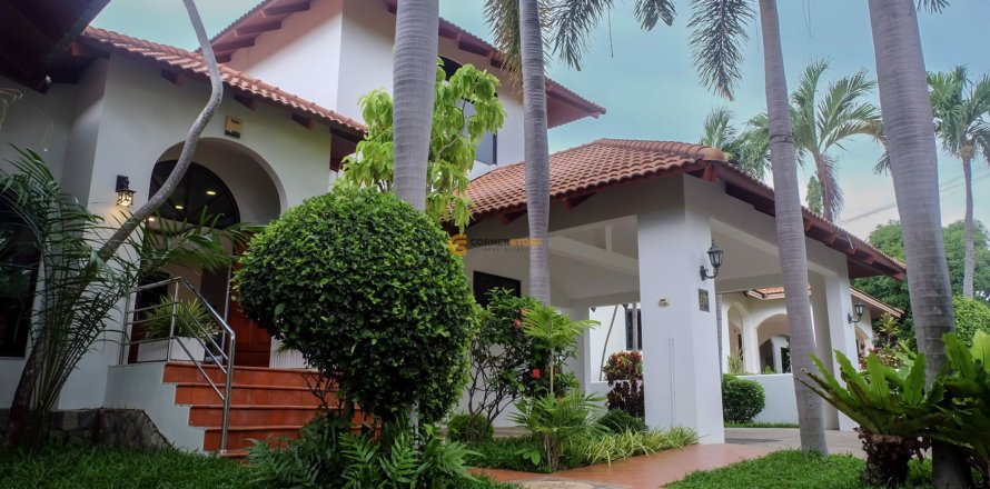 Estudio en Pattaya, Tailandia № 113431