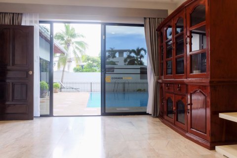 Estudio en Pattaya, Tailandia № 113431 - foto 22