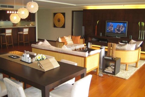 Condominio de 3 dormitorios en Pattaya, Tailandia № 67162 - foto 3