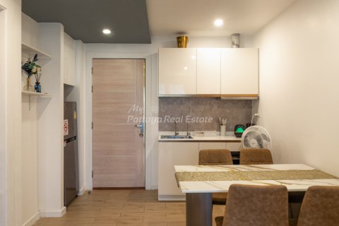 Condominio de 1 dormitorio en Bang Lamung, Tailandia № 205150 - foto 3