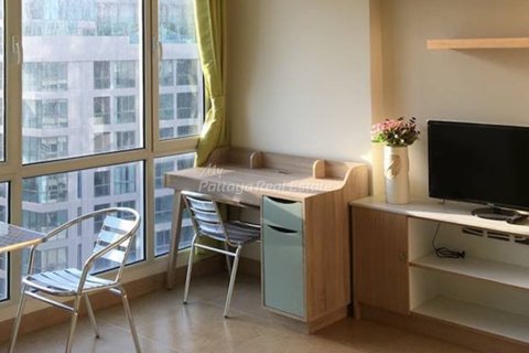 Estudio en el condominio en Bang Lamung, Tailandia № 205148