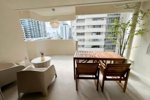 Condominio de 4 dormitorios en Bangkok, Tailandia № 233608 - foto 4