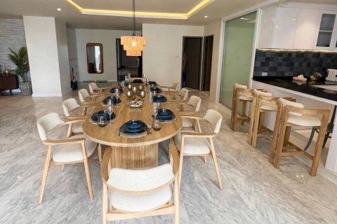 Condominio de 4 dormitorios en Bangkok, Tailandia № 233608 - foto 6