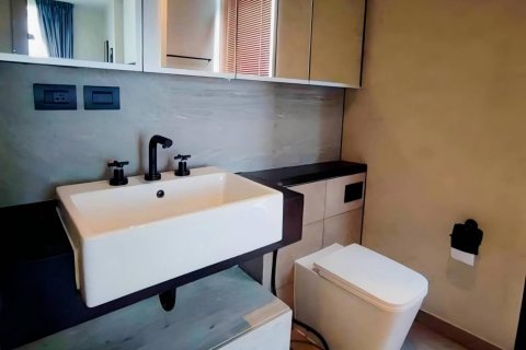 Condominio de 2 dormitorios en Bangkok, Tailandia № 233609 - foto 26