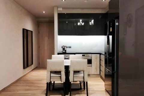 Condominio de 2 dormitorios en Bangkok, Tailandia № 233609 - foto 10