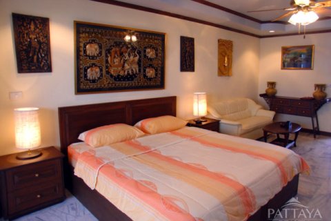 Estudio en el condominio en Jomtien Beach, Pattaya, Tailandia № 204121 - foto 2
