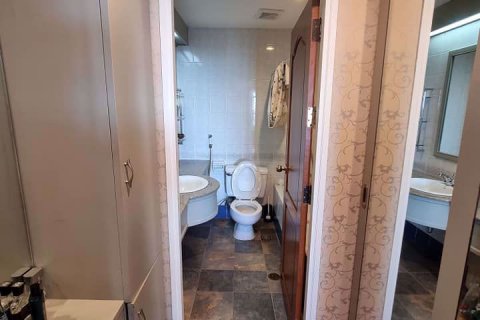 Condominio de 2 dormitorios en Sathon, Bangkok, Tailandia № 48075 - foto 7