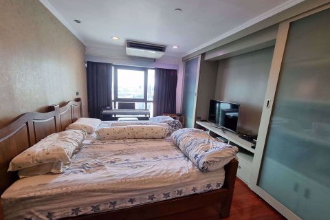 Condominio de 2 dormitorios en Sathon, Bangkok, Tailandia № 48075 - foto 4