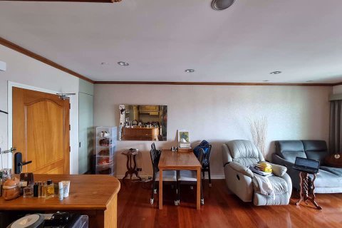 Condominio de 2 dormitorios en Sathon, Bangkok, Tailandia № 48075 - foto 2