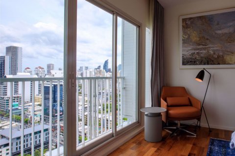 Condominio de 2 dormitorios en Watthana, Bangkok, Tailandia № 48079 - foto 17